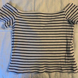 H&M | Off the shoulder top